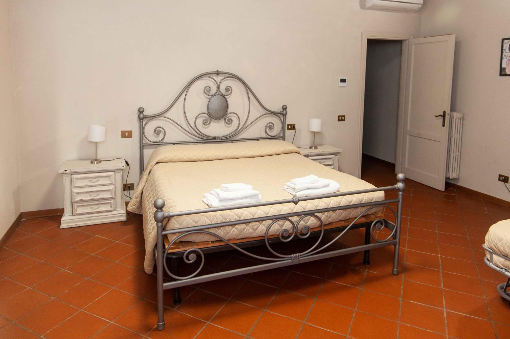 Bed And Breakfast Villa Torre Degli Onesti Apartments Лукка Экстерьер фото